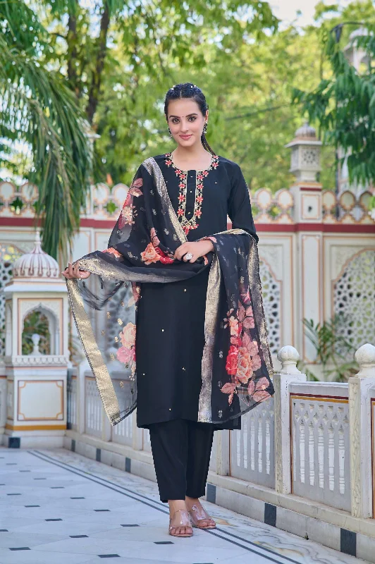Designer Pure Chanderi  Kurta With Pant And Beautiful Dupatta Classic Flared Pants