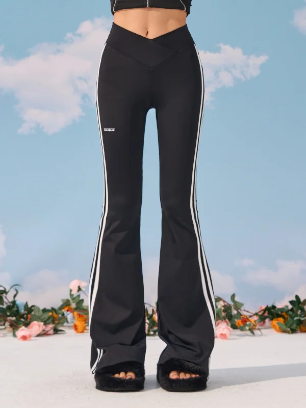Zerocircle Solid Color Black Side Stripes High V-Waist Slim Micro Flare Yoga Pants Casual Sweatpants Style Zerocircle Solid Color Black Side Stripes High V-Waist Slim Micro Flare Yoga Pants Casual Sweatpants Style