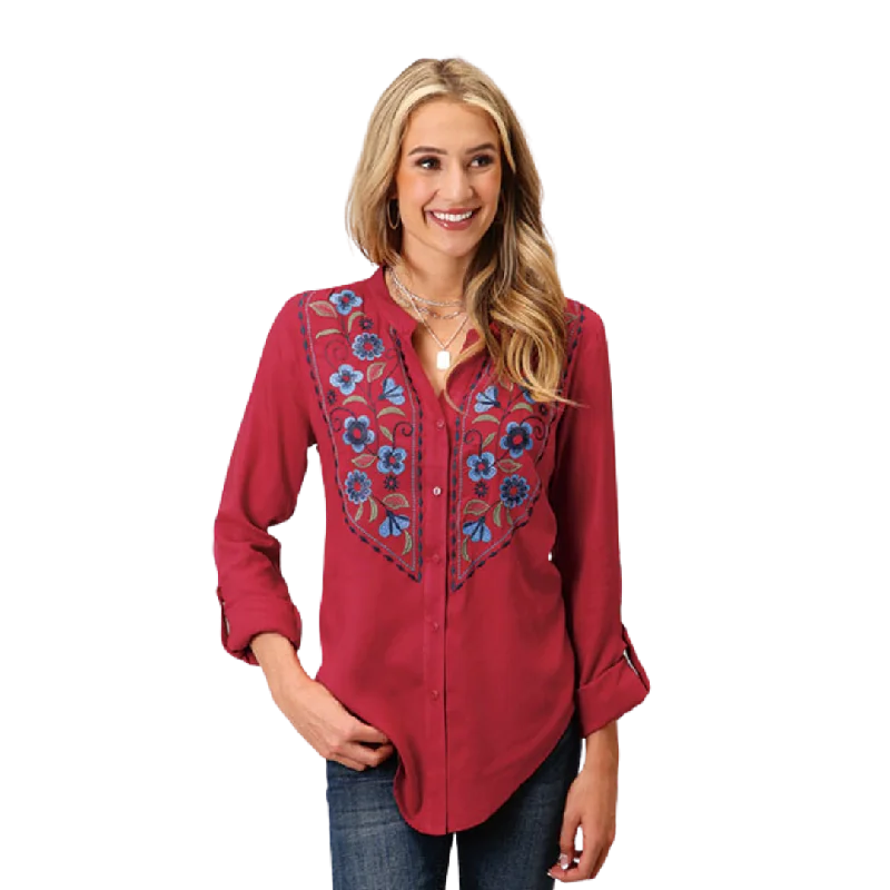 Roper Women's Rasperry Rayon Challis Blouse