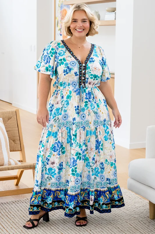 FINAL SALE | Joelle Maxi Dress Blue Bouquet Print Comfortable Pleated Maxi Dress