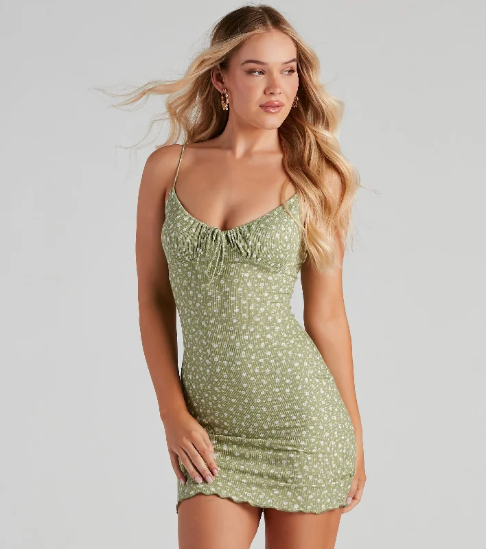 Love Story Scoop Neck Mini Dress Casual High-Waist Mini Dress