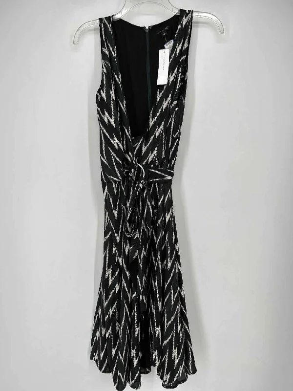 Ann Taylor Size 4 Black Print NWT Dress