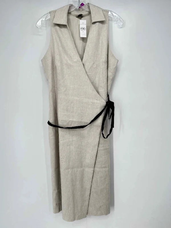 Ann Taylor Size M Natural NWT Dress
