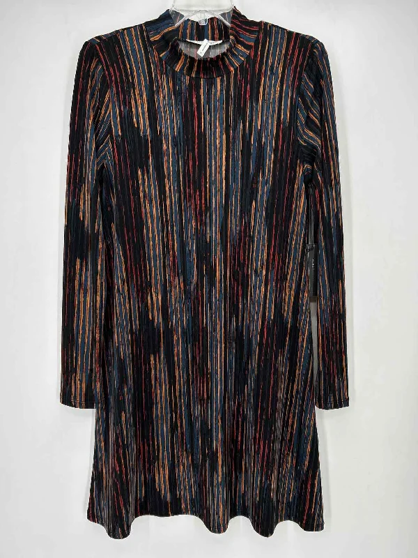 BCBG Size M Black Stripe NWT Dress