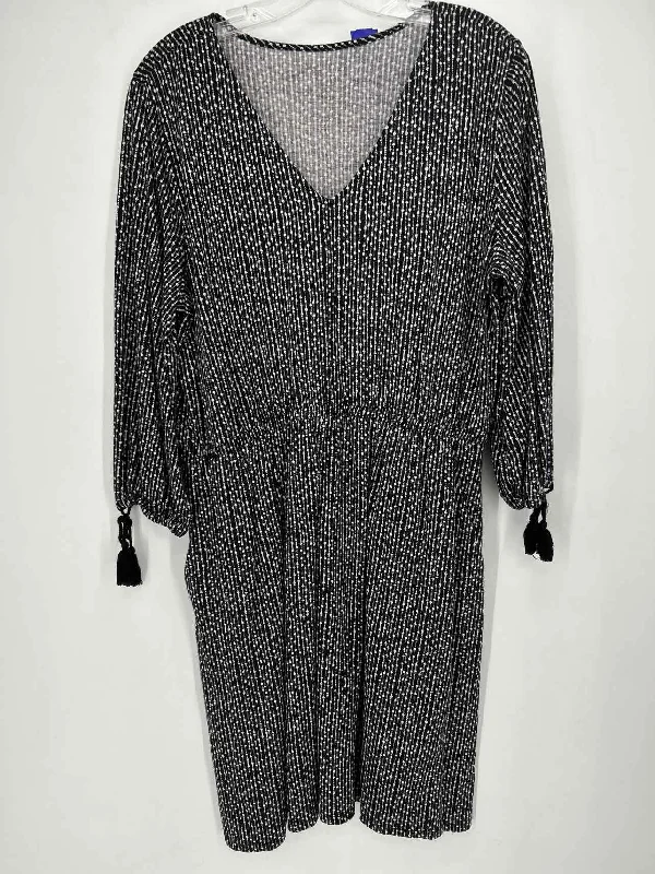 Garnet Hill Size L Black Print Dress