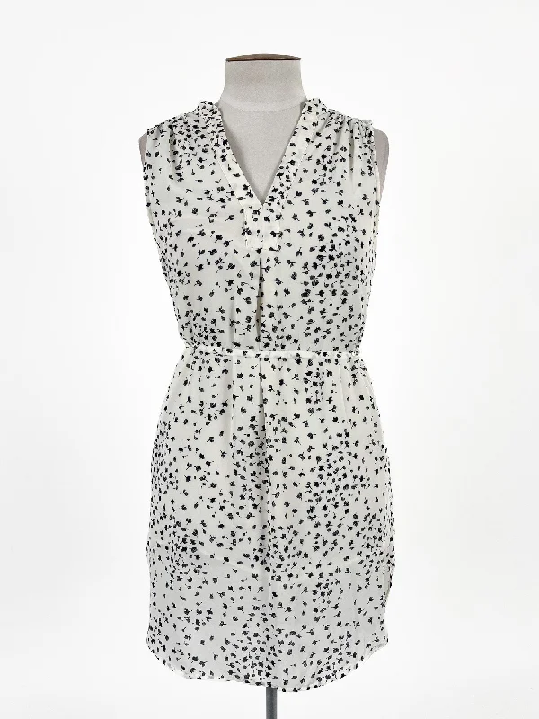 H&M | White Casual Dress | Size 10