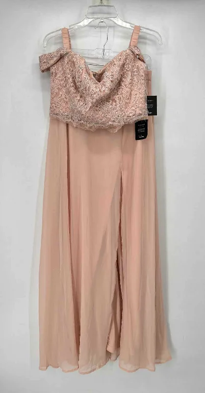 Lulus Size L Light Pink NWT 2 PC Dress