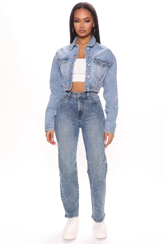 90's Vibe High Rise Tapered Jeans - Medium Blue Wash