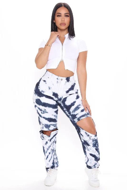 Stormy Clouds Stretch Tie Dye Mom Jeans - White/Blue