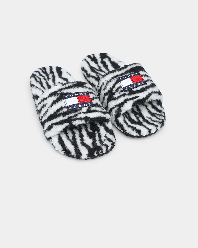 Tommy Jeans Women's Animal Printed Slides Black Cozy Relaxed Fit Denim Jeans