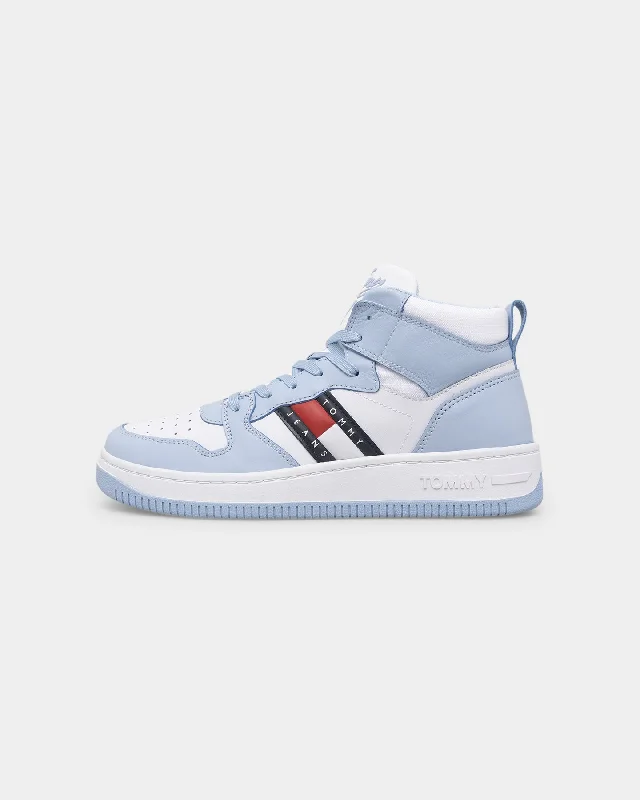 Tommy Jeans Women's Mid Pop Basketball Trainers Chambray Sky Comfortable Folded Hem Jeans Tommy Jeans Women's Mid Pop Basketball Trainers Chambray Sky Comfortable Folded Hem Jeans